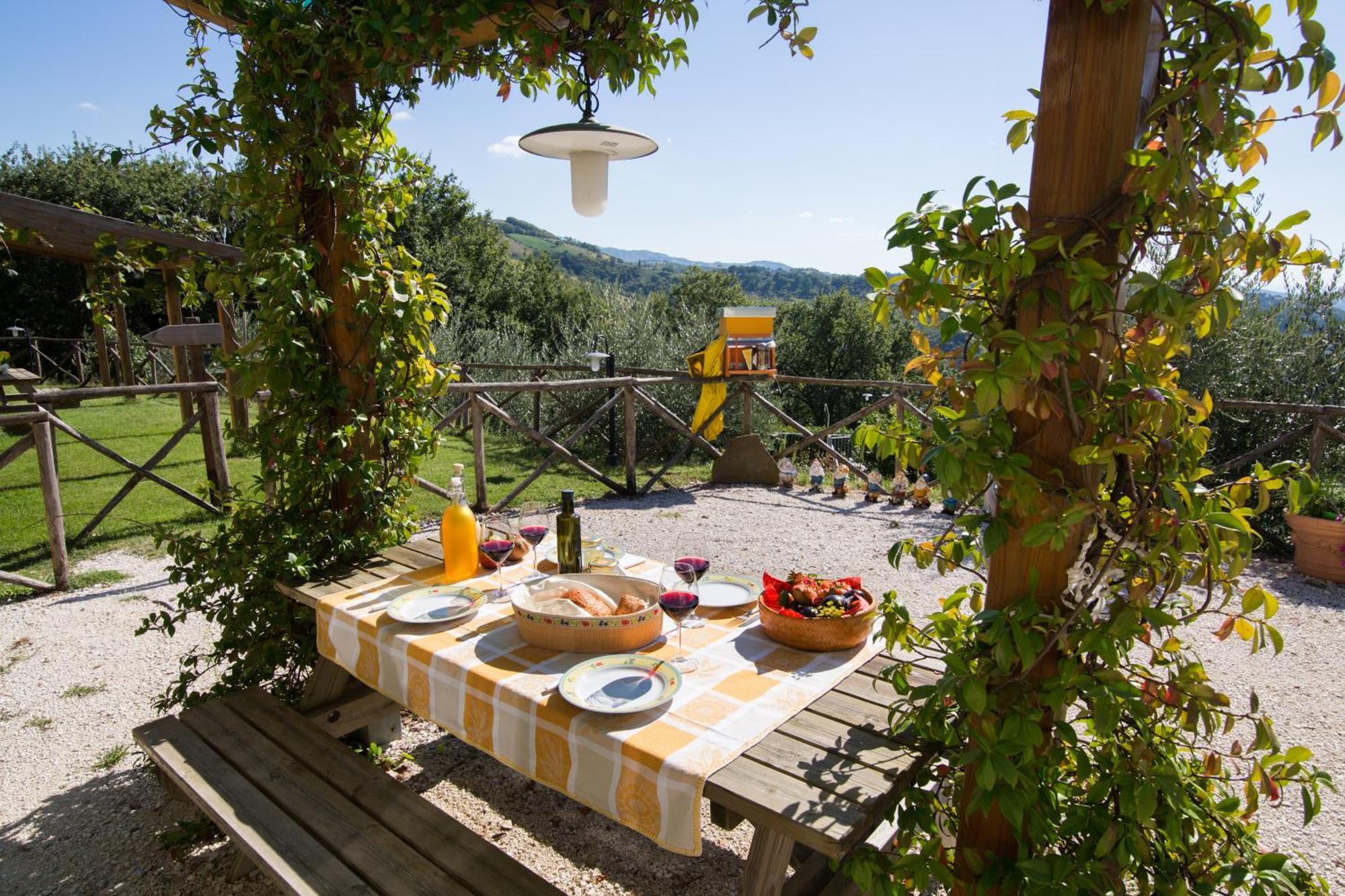 Agriturismo La Coccinella Valfabbrica Bilik gambar