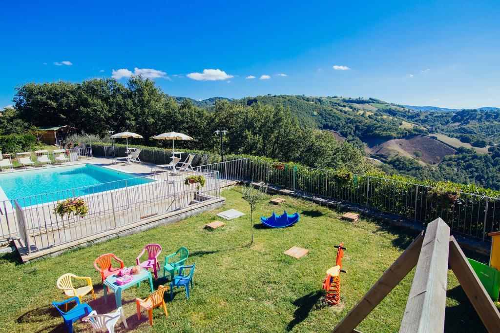 Agriturismo La Coccinella Valfabbrica Luaran gambar