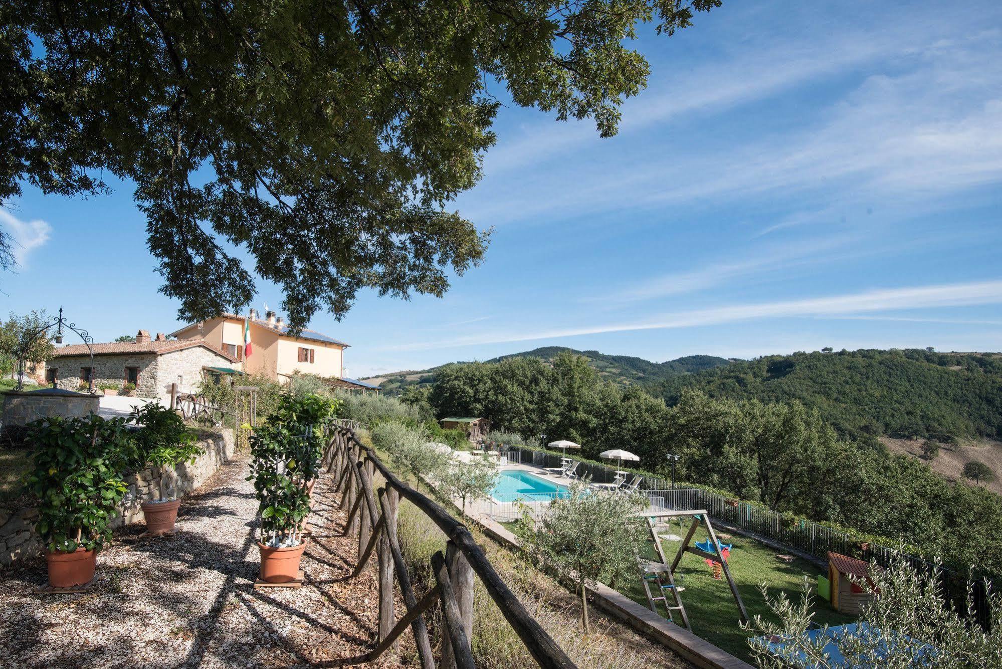 Agriturismo La Coccinella Valfabbrica Luaran gambar