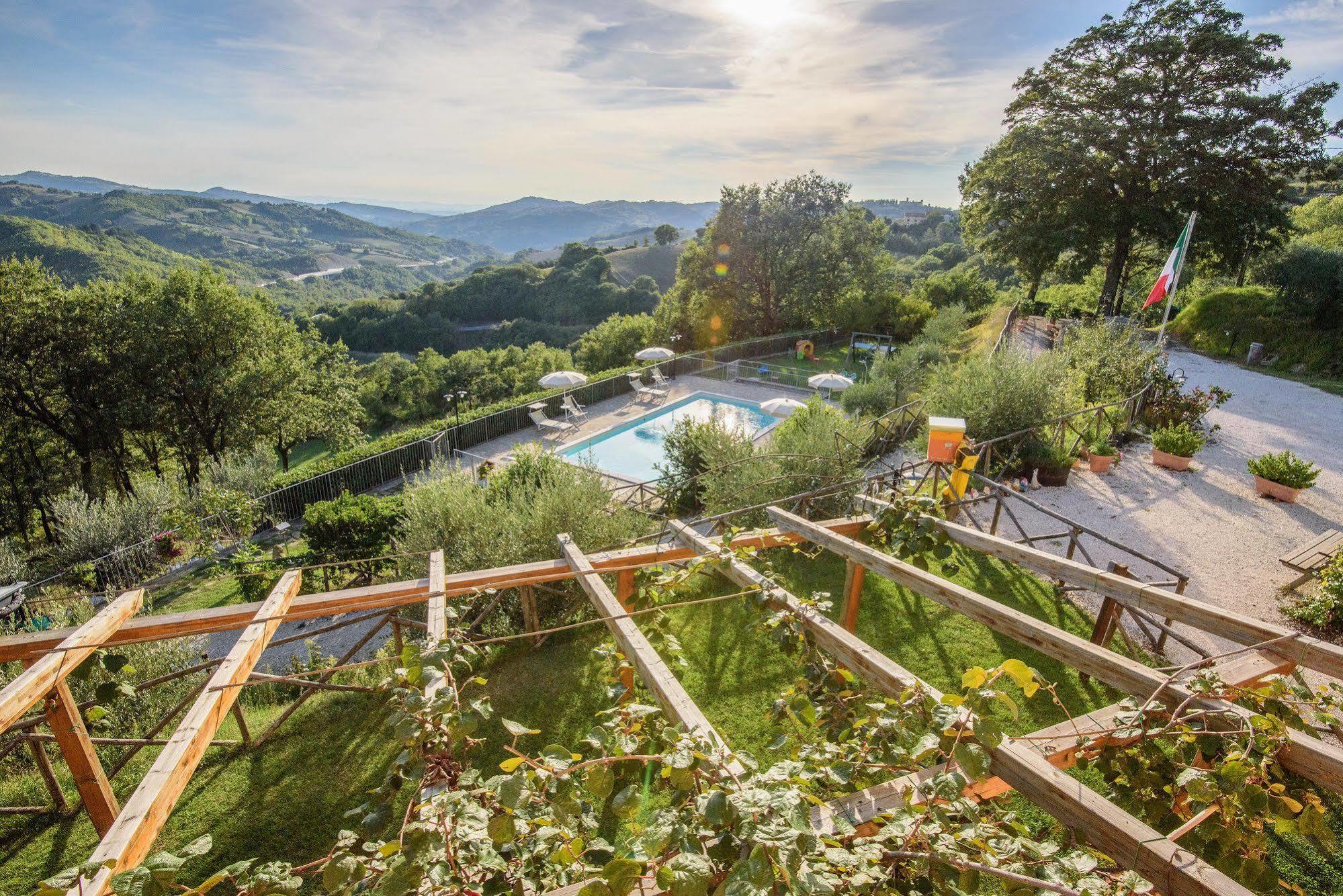 Agriturismo La Coccinella Valfabbrica Luaran gambar